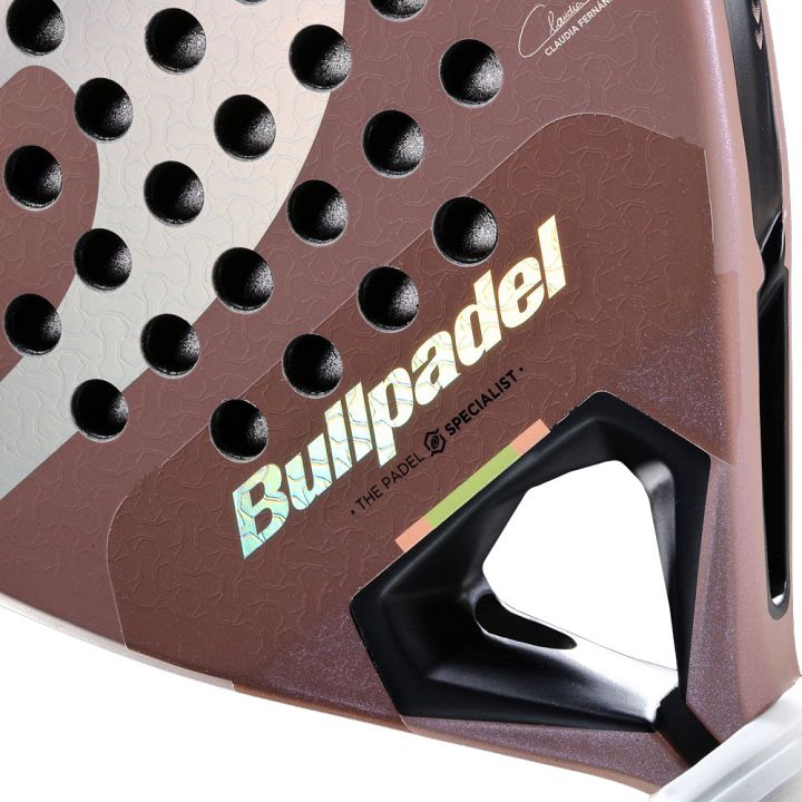 Bullpadel Wonder Claudia Fernández